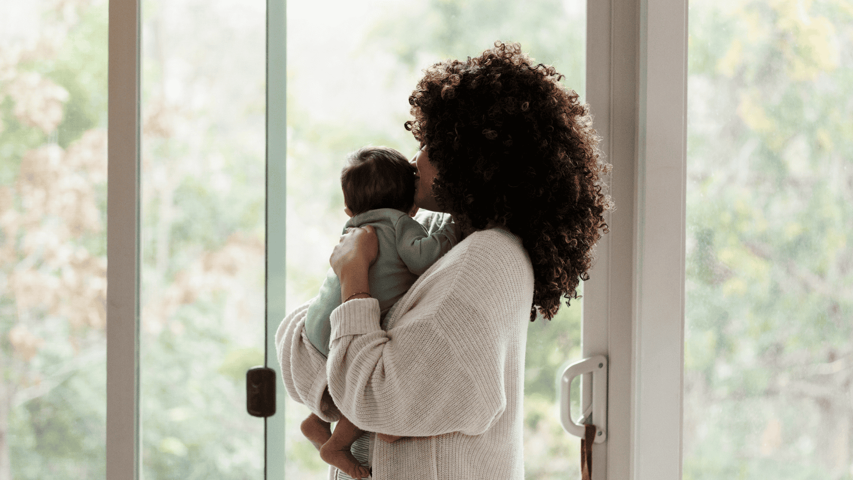 Comment créer un lien fort avec votre bébé dès les premiers jours