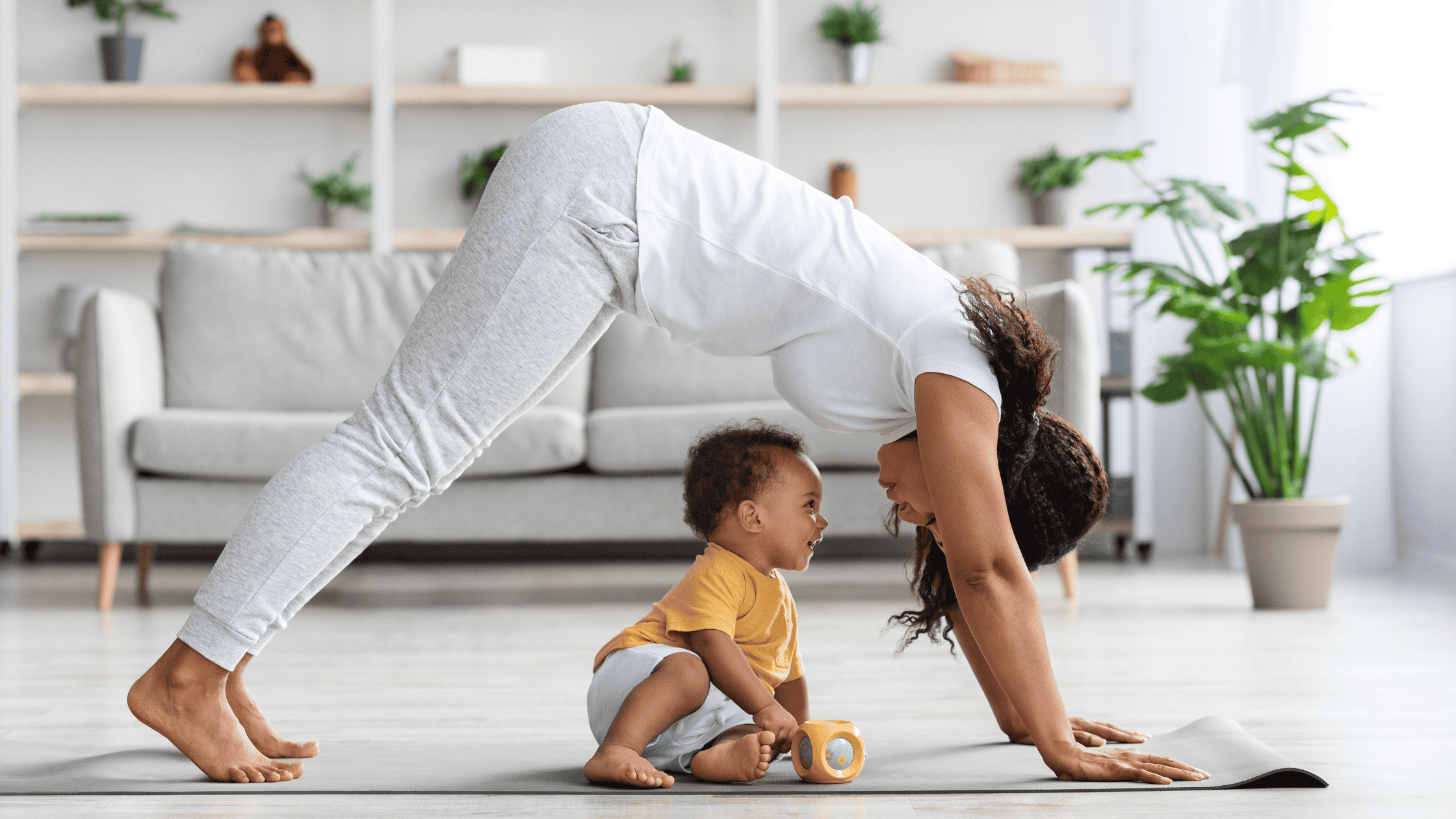 Les 10 principaux bienfaits du yoga pour le développement des bébés